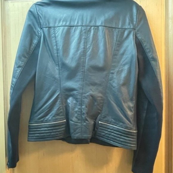 Trouve Women’s Navy Blue Soft Leather Biker Moto Jacket Size Small MSRP$328 - Picture 3 of 7